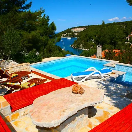 Sunny Hill *